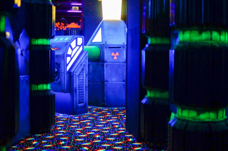 Лазертаг иваново серебряный город. ЛАЗЕРЛЭНД Казань Ямашева. Laserland, Иваново. ЛАЗЕРЛЭНД лазертаг. Лазер ленд Иваново серебряный город.