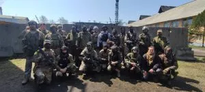 Страйкбол - игра с проф. противником.