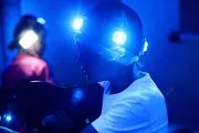 Лазертаг и VR Juzzy на ул. Молодогвардейцев в Челябинске