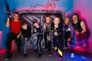 Лазертаг и VR Juzzy на ул. Молодогвардейцев в Челябинске