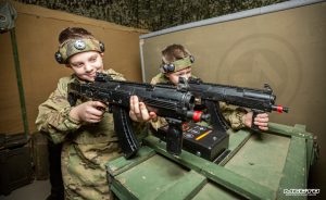 Час лазертага для группы до 10 человек