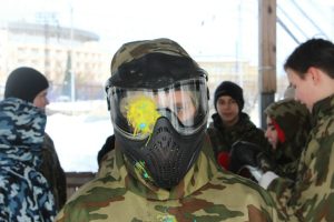 Игра в пейнтбол с 200 шарами
